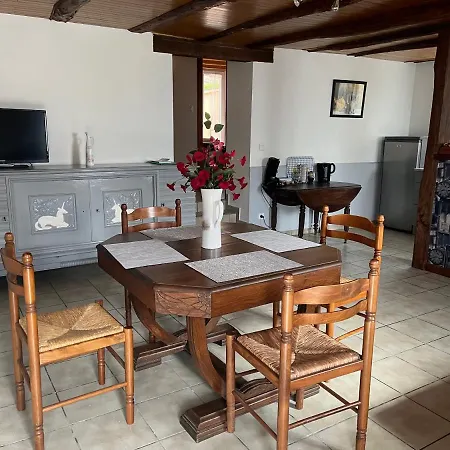 Petites Maisons Avec Piscine * 萨尔拉拉卡内达