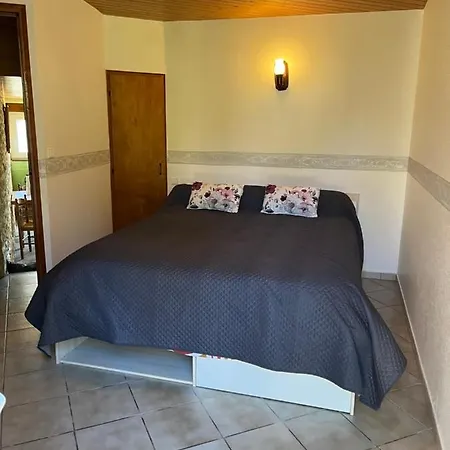 Дом отдыха Petites Maisons Avec Piscine