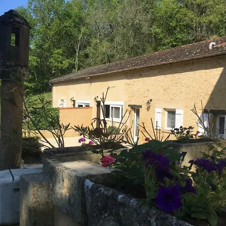 Petites Maisons Avec Piscine 度假居 *