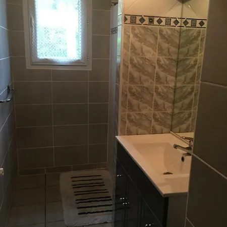 Petites Maisons Avec Piscine * 萨尔拉拉卡内达