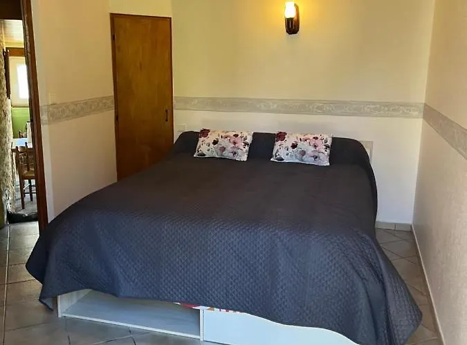 Vakantiehuis Petites Maisons Avec Piscine